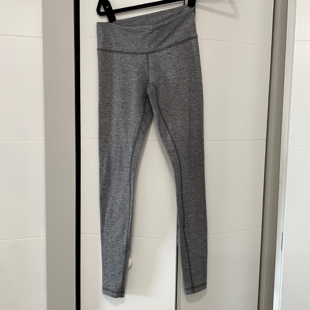 Lululemon gray size 6 pants